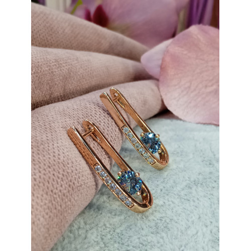 Сережки з блакитними цирконами