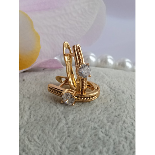 Сережки з білими цирконами