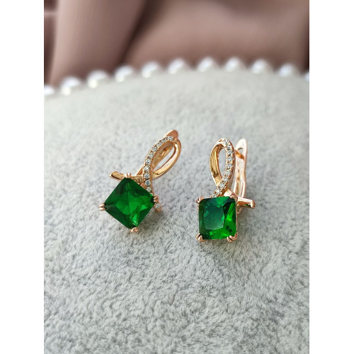 Сережки з зеленими цирконами